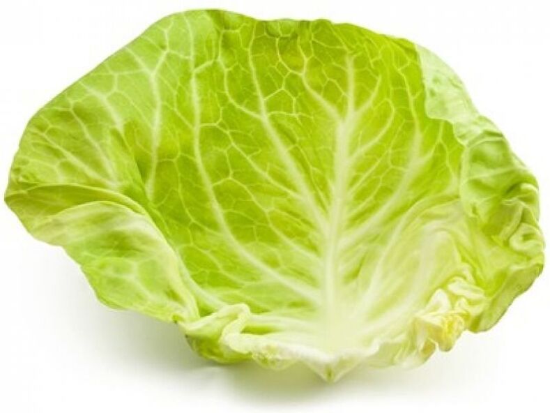 Una hoja de col aplicada en el cuello ayudará a aliviar el dolor debido a la osteocodrosis.