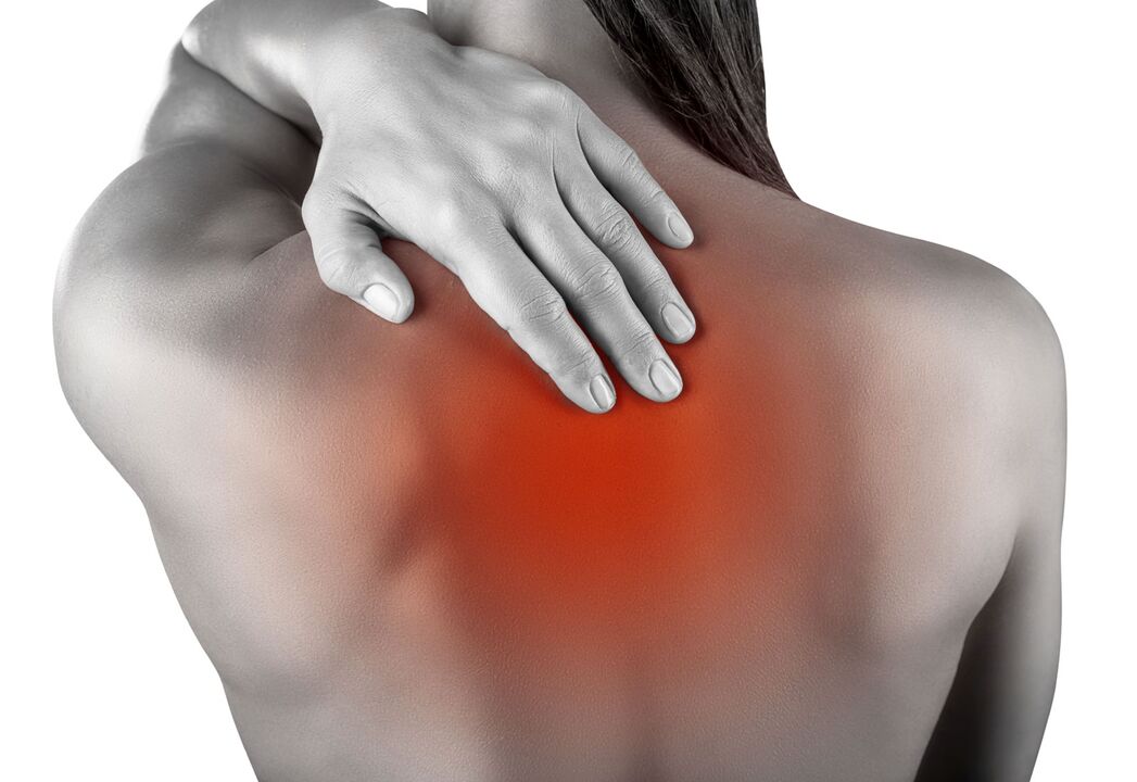 dolor de espalda debido a la osteocondrosis